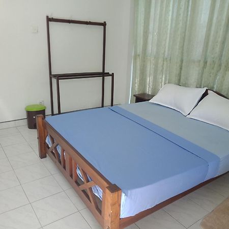 Kingdom Gate Hotel Katugastota Luaran gambar